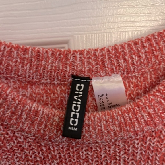 H&M knit sleeveless top - Picture 3 of 4